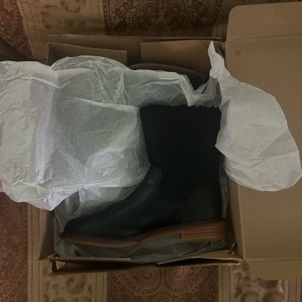 Clarks Clarkdale boots - Picture 10 of 11